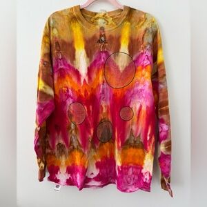 Advisory Board Crystals Size S/M Orange Fuchsia Tie Dye Long Sleeve T-Shirt